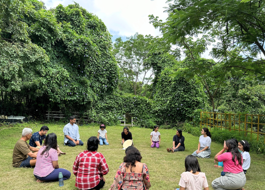 top yogas retreat in himachal